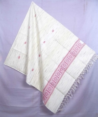 Off white handwoven tussar shawl